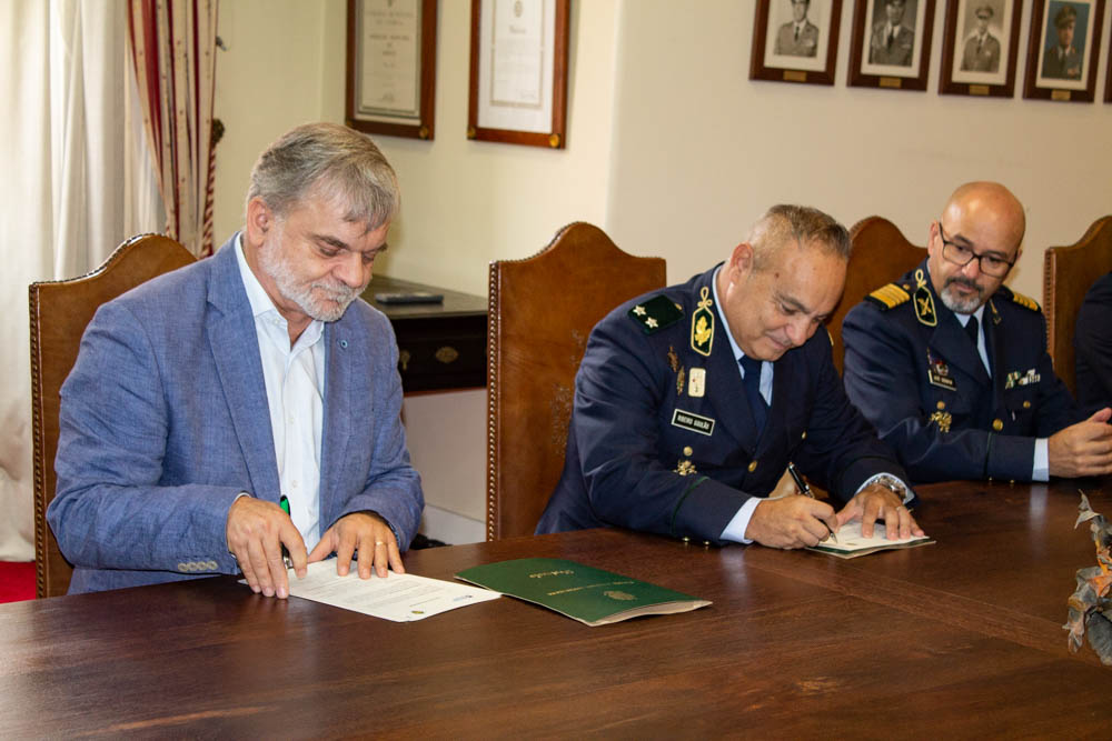 assinatura de protocolo com a GNR