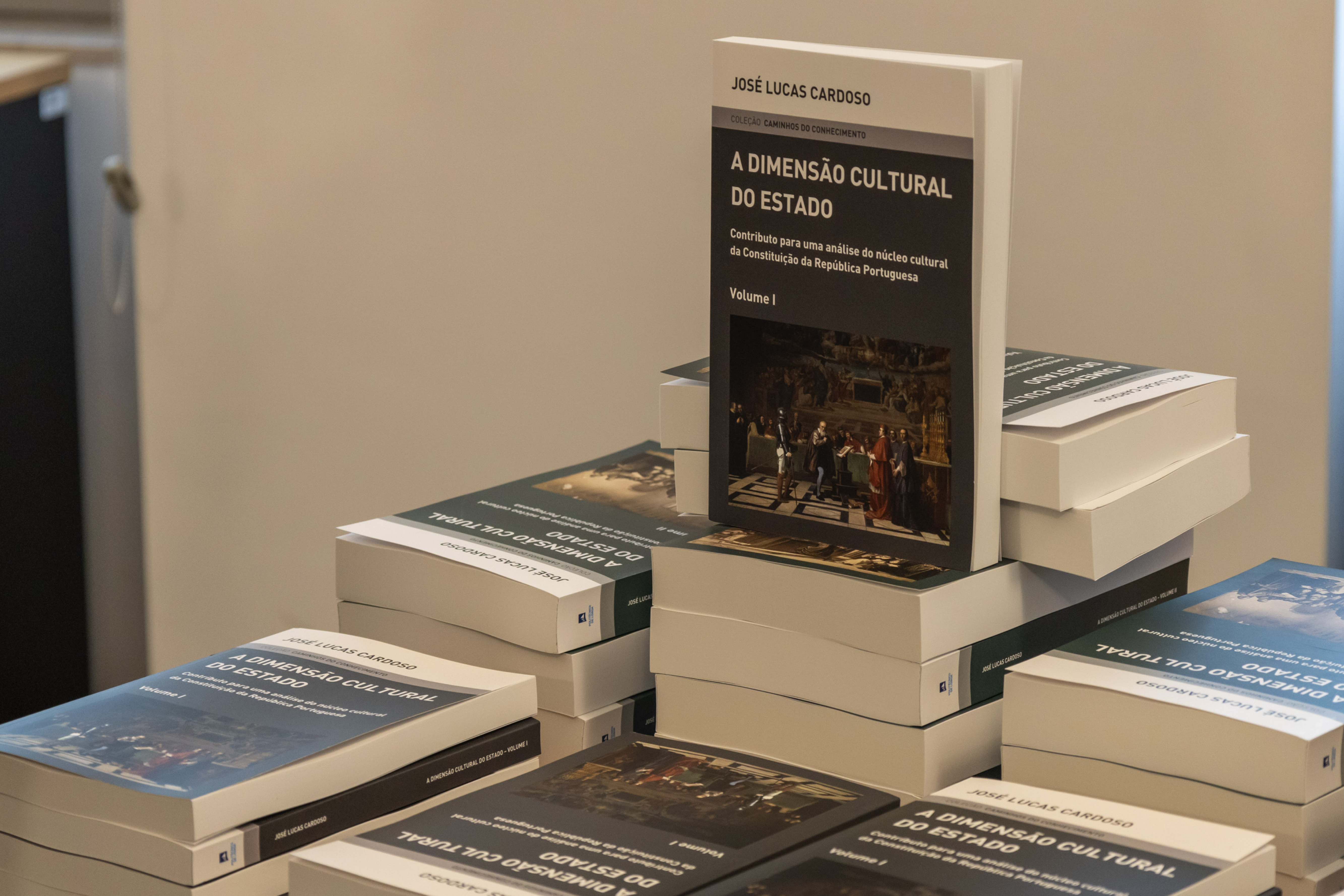 Apresentação do livro do ISCAL - coleção caminhos do conhecimento