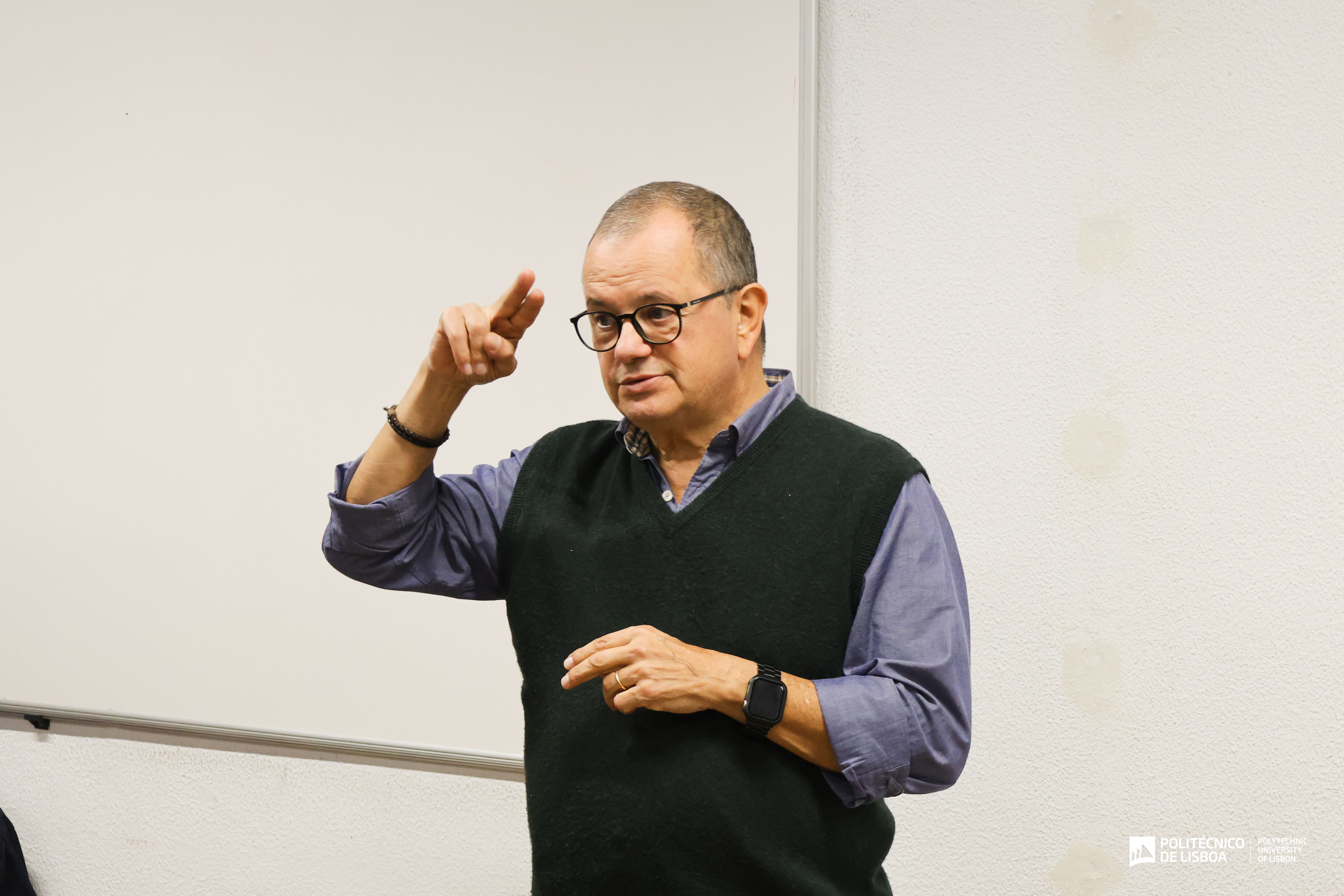 Foto do Professor Lingua Gestual