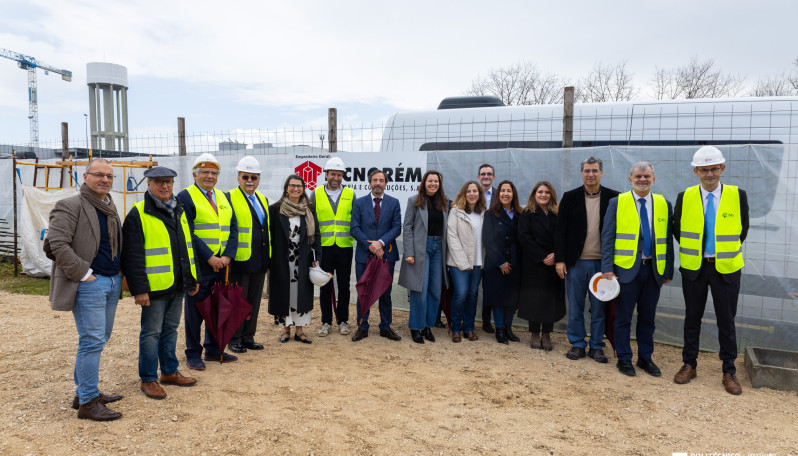 Cerimónia de lançamento da primeira pedra da Residência ISEL Carbono Zero