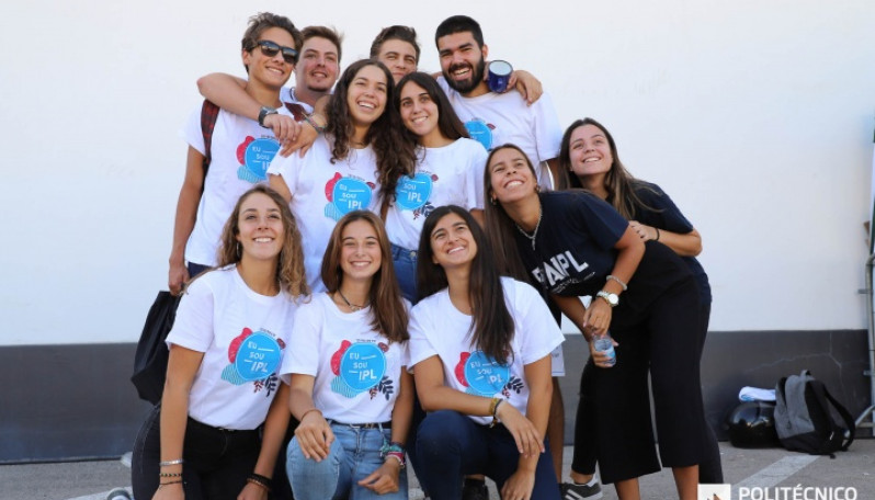 Estudantes no Welcome IPL
